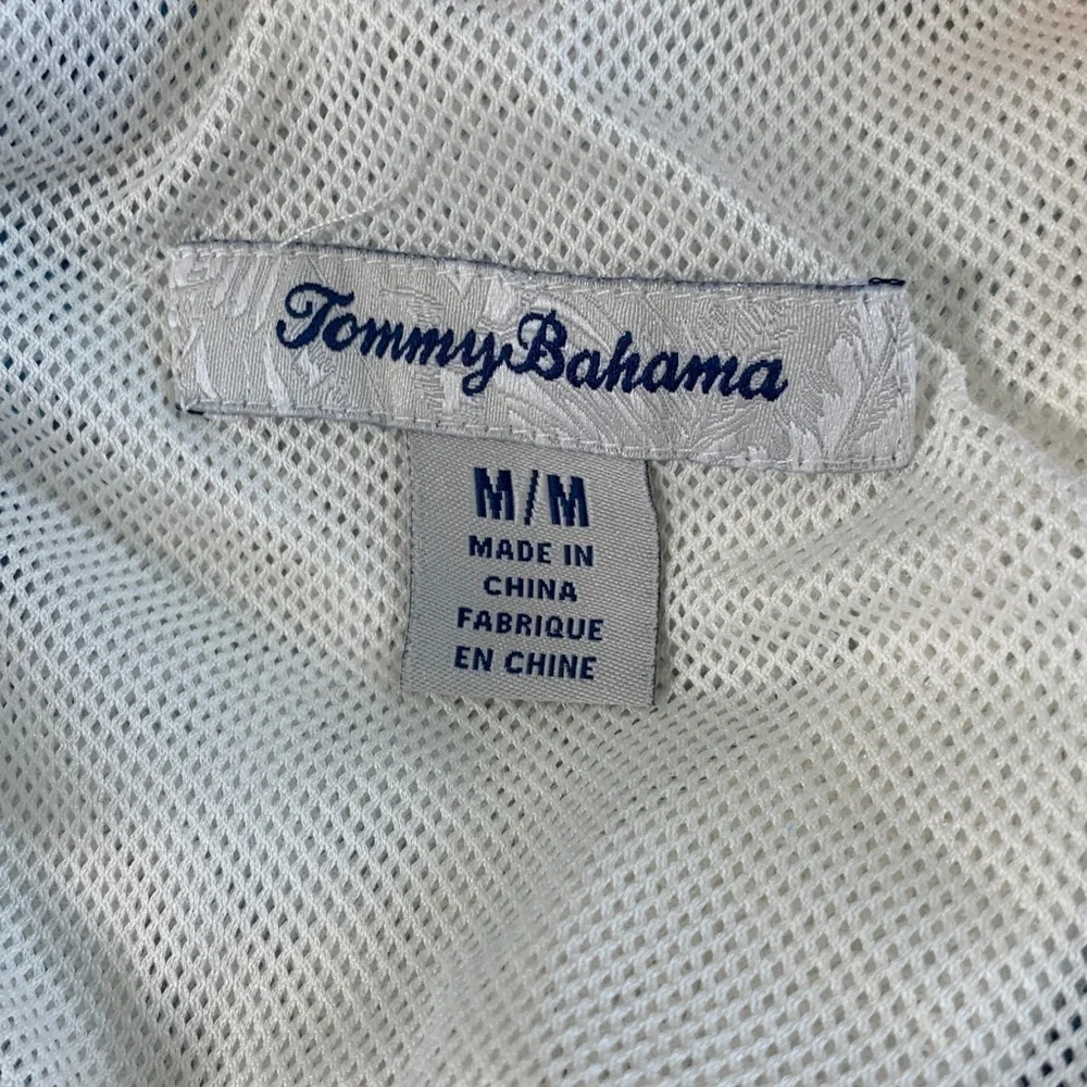 Tommy Bahama tropical print board shorts size medium